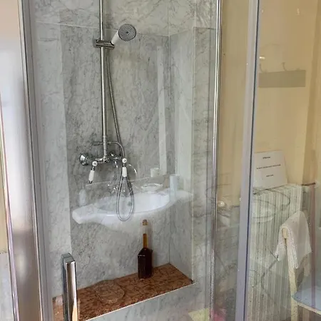 Usage Exclusif - Palazzo Du Xvi Avec Piscine Crespina